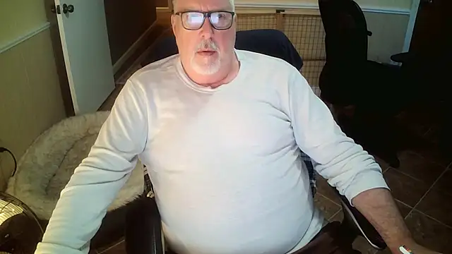 superbearboss online show from 10/27/25, 02:21