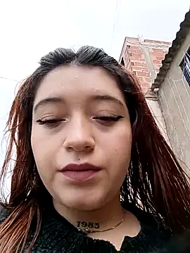 Karina Leon online show from 12/05/25, 05:31