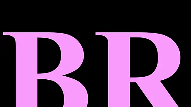 Snapshot of Scarlett__Johanson chatting on 03/19/25, 05:30 Scarlett Johanson online show from 03/19/25, 05:30