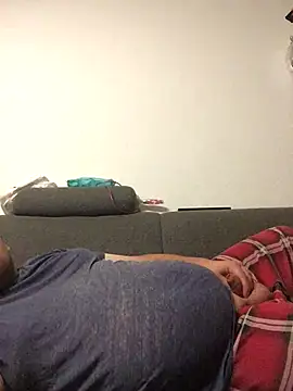 Snapshot of Derbaer1990 chatting on 09/19/25, 07:47 Derbaer1990 online show from 09/19/25, 07:47