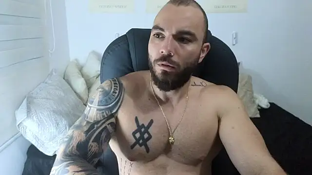 Isaac Carter online show from 10/28/25, 11:03