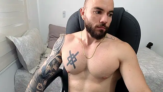 Snapshot of Isaac_Carter chatting on 04/18/26, 01:04 Isaac Carter online show from 04/18/26, 01:04