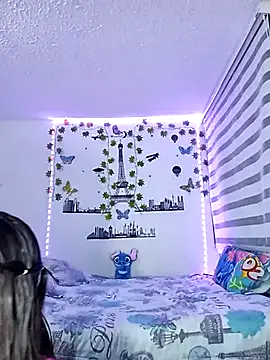 Snapshot of AlessiaFischer17 chatting on 03/18/25, 05:53 AlessiaFischer17 online show from 03/18/25, 05:53