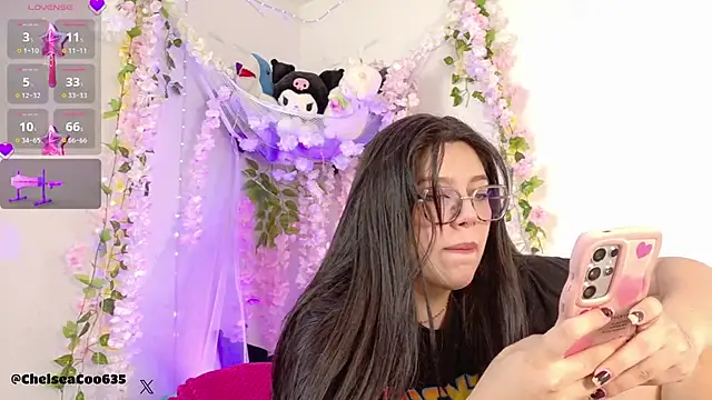 Snapshot of chelsea__coo chatting on 09/27/25, 05:18 chelsea  coo online show from 09/27/25, 05:18