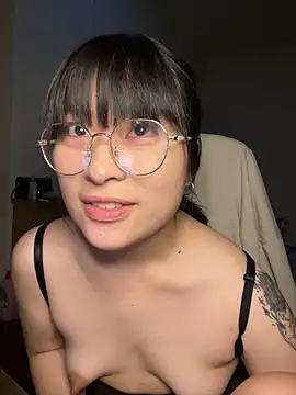 214Jun online show from 10/14/25, 03:46