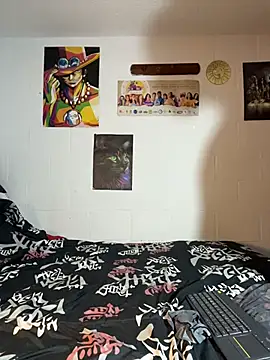 Snapshot of Kennya__ chatting on 11/15/25, 11:43 Kennya online show from 11/15/25, 11:43