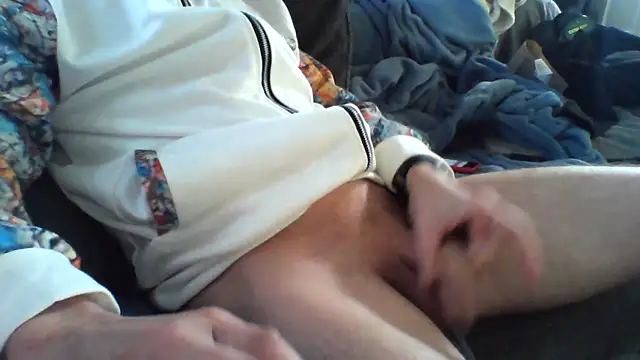 Snapshot of Grower_and_shower chatting on 04/07/26, 04:29 Grower and shower online show from 04/07/26, 04:29