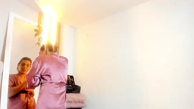 Alexa Bravva online show from 03/28/26, 03:50