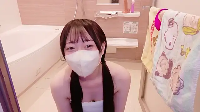 Snapshot of Rodrigues_Lucas chatting on 11/12/25, 02:28 Rodrigues Lucas online show from 11/12/25, 02:28