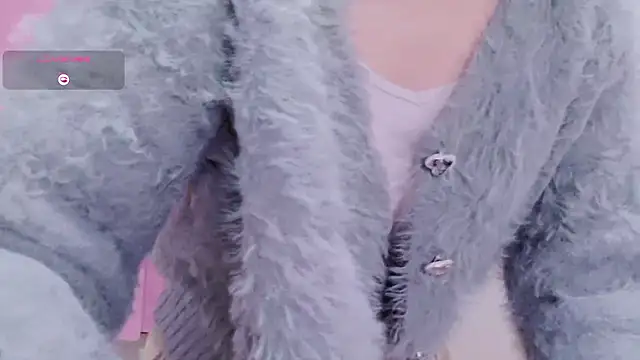 Snapshot of Rodrigues_Lucas chatting on 01/13/26, 02:28 Rodrigues Lucas online show from 01/13/26, 02:28