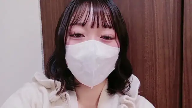 Snapshot of Rodrigues_Lucas chatting on 02/13/26, 04:47 Rodrigues Lucas online show from 02/13/26, 04:47