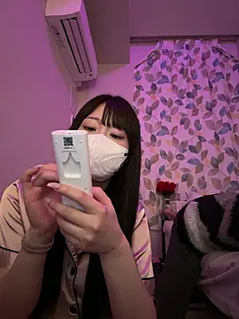 Snapshot of Rodrigues_Lucas chatting on 04/15/26, 02:57 Rodrigues Lucas online show from 04/15/26, 02:57