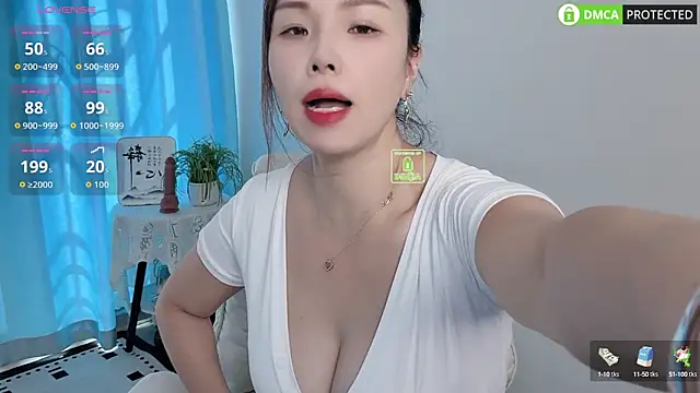 Dewluna online show from 09/16/25, 06:47