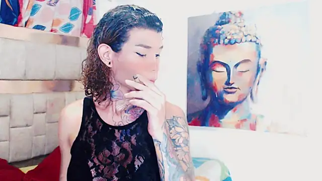 Snapshot of ana_tsxxx chatting on 11/07/25, 11:16 ana tsxxx online show from 11/07/25, 11:16