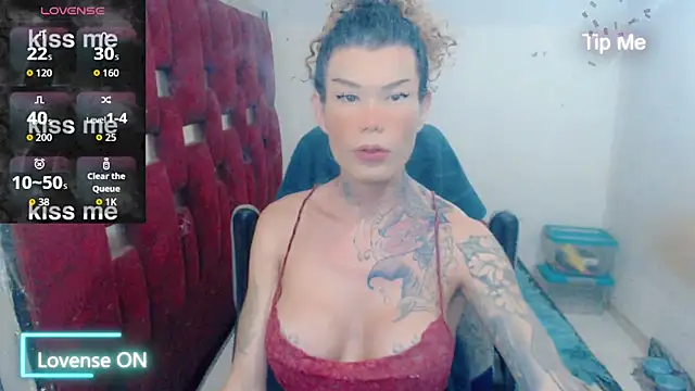 Snapshot of ana_tsxxx chatting on 08/04/26, 06:05 ana tsxxx online show from 08/04/26, 06:05