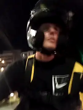 Snapshot of Fzssp chatting on 03/14/26, 11:21 Fzssp online show from 03/14/26, 11:21