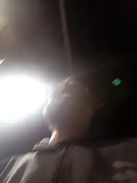 Snapshot of Fzssp chatting on 03/22/26, 03:43 Fzssp online show from 03/22/26, 03:43