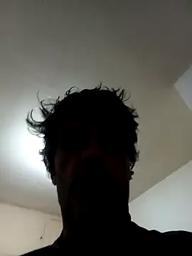 Snapshot of Fzssp chatting on 04/01/26, 03:51 Fzssp online show from 04/01/26, 03:51