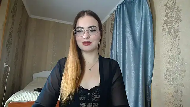 Leila Kissyu online show from 11/14/25, 02:27