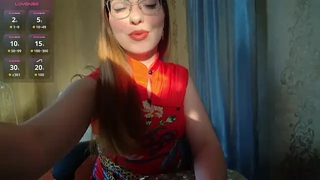 Snapshot of Leila_Kissyu chatting on 05/07/26, 03:39 Leila Kissyu online show from 05/07/26, 03:39