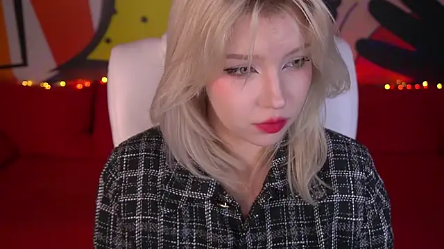 Snapshot of SelenaIris chatting on 03/17/25, 05:27 SelenaIris online show from 03/17/25, 05:27