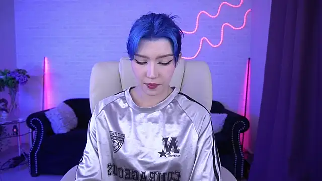 Snapshot of SelenaIris chatting on 10/25/25, 08:14 SelenaIris online show from 10/25/25, 08:14