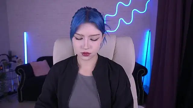 Snapshot of SelenaIris chatting on 11/19/25, 09:26 SelenaIris online show from 11/19/25, 09:26