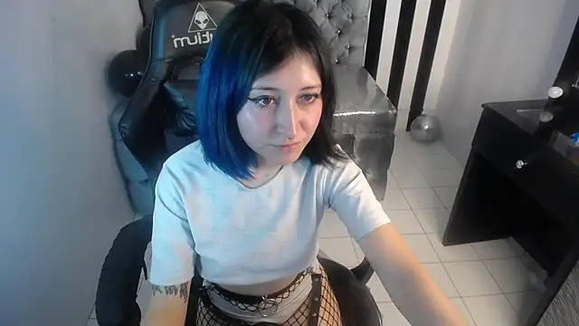 Snapshot of lissacatty_t chatting on 03/22/25, 01:22 lissacatty t online show from 03/22/25, 01:22
