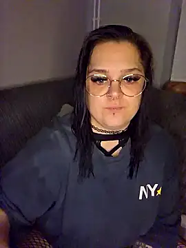 Saucy-Serenity online show from 10/14/25, 07:25