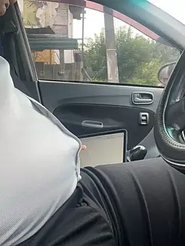 dam-her-boy online show from 10/15/25, 02:22