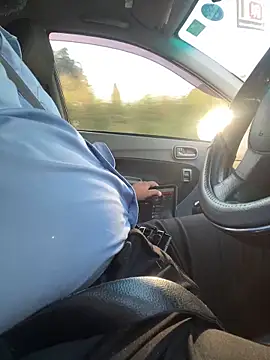 Snapshot of dam-her-boy chatting on 02/23/26, 11:40 dam-her-boy online show from 02/23/26, 11:40