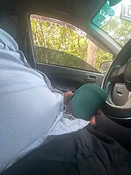 Snapshot of dam-her-boy chatting on 03/23/26, 11:47 dam-her-boy online show from 03/23/26, 11:47