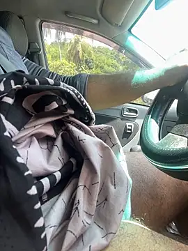 Snapshot of dam-her-boy chatting on 04/15/26, 07:59 dam-her-boy online show from 04/15/26, 07:59