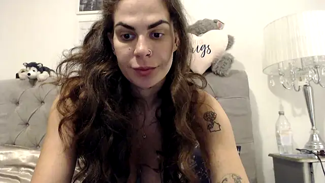 Snapshot of kikixxcam chatting on 03/05/25, 07:49 kikixxcam online show from 03/05/25, 07:49