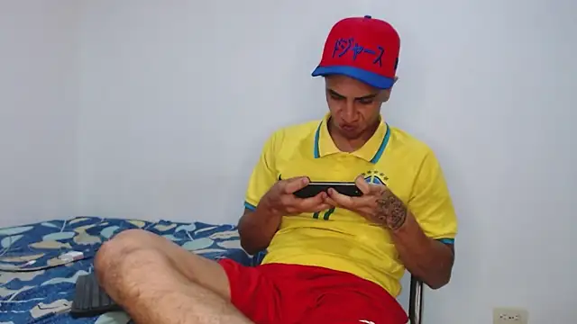 Snapshot of Monkey_uchiha777 chatting on 12/01/25, 10:48 Monkey uchiha777 online show from 12/01/25, 10:48