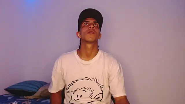 Snapshot of Monkey_uchiha777 chatting on 12/03/25, 12:07 Monkey uchiha777 online show from 12/03/25, 12:07