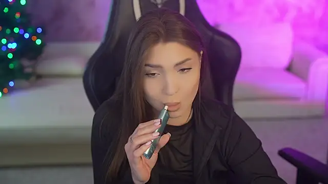 Billie054 online show from 12/18/25, 07:47