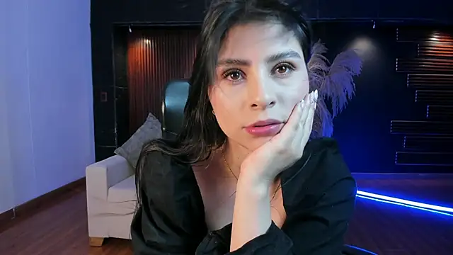Catalina Santhana online show from 10/20/25, 08:31