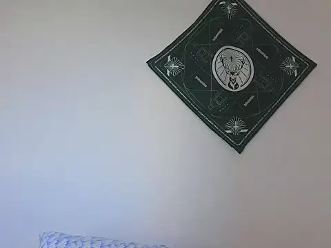 samevansx  online show from 12/13/25, 07:53