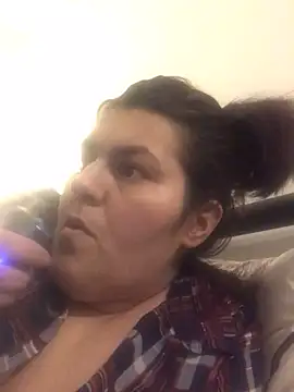 Curvy-Essex-Milf online show from 03/08/25, 10:13