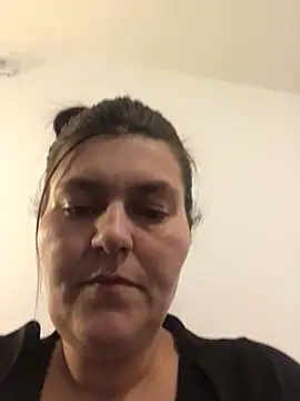 Curvy-Essex-Milf online show from 03/19/25, 11:57