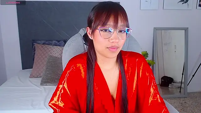 Snapshot of sharon_rosse__ chatting on 03/07/25, 03:39 sharon rosse   online show from 03/07/25, 03:39