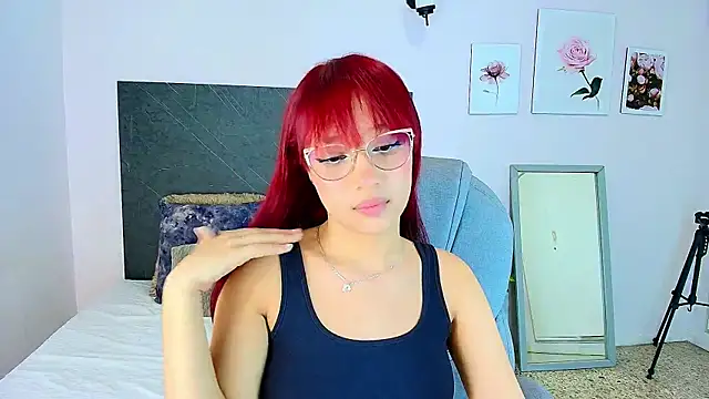 Snapshot of sharon_rosse__ chatting on 09/20/25, 02:56 sharon rosse   online show from 09/20/25, 02:56