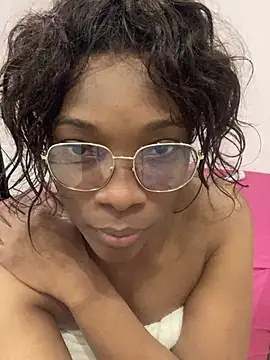 Nahomy gree online show from 03/14/25, 01:37