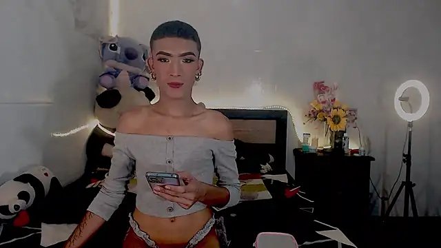 KimberlyXtreme online show from 09/13/25, 02:44