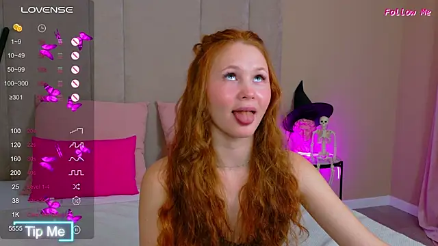 Snapshot of AmeliRoyse chatting on 10/22/25, 05:13 AmeliRoyse online show from 10/22/25, 05:13