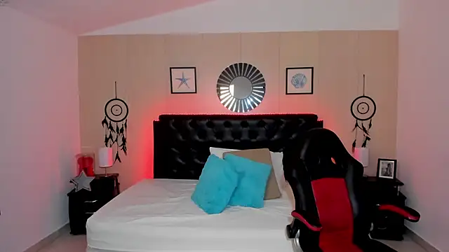 Snapshot of _Lilly_miller chatting on 03/13/26, 08:21 Lilly miller online show from 03/13/26, 08:21