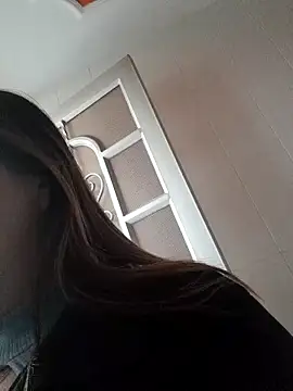 Luna-nevada online show from 10/30/25, 10:21