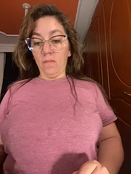 Luna-nevada online show from 04/16/26, 10:38