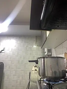 Luna-nevada online show from 04/16/26, 09:39